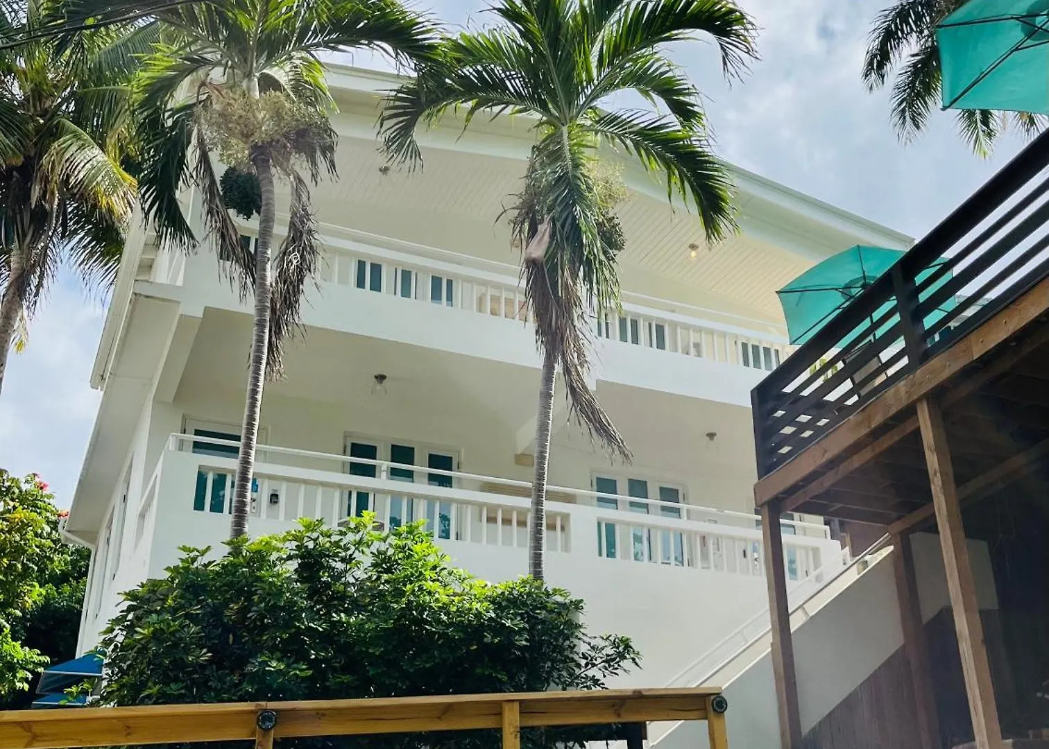 Serenity Rincon Guesthouse 4*,  Puerto Rico