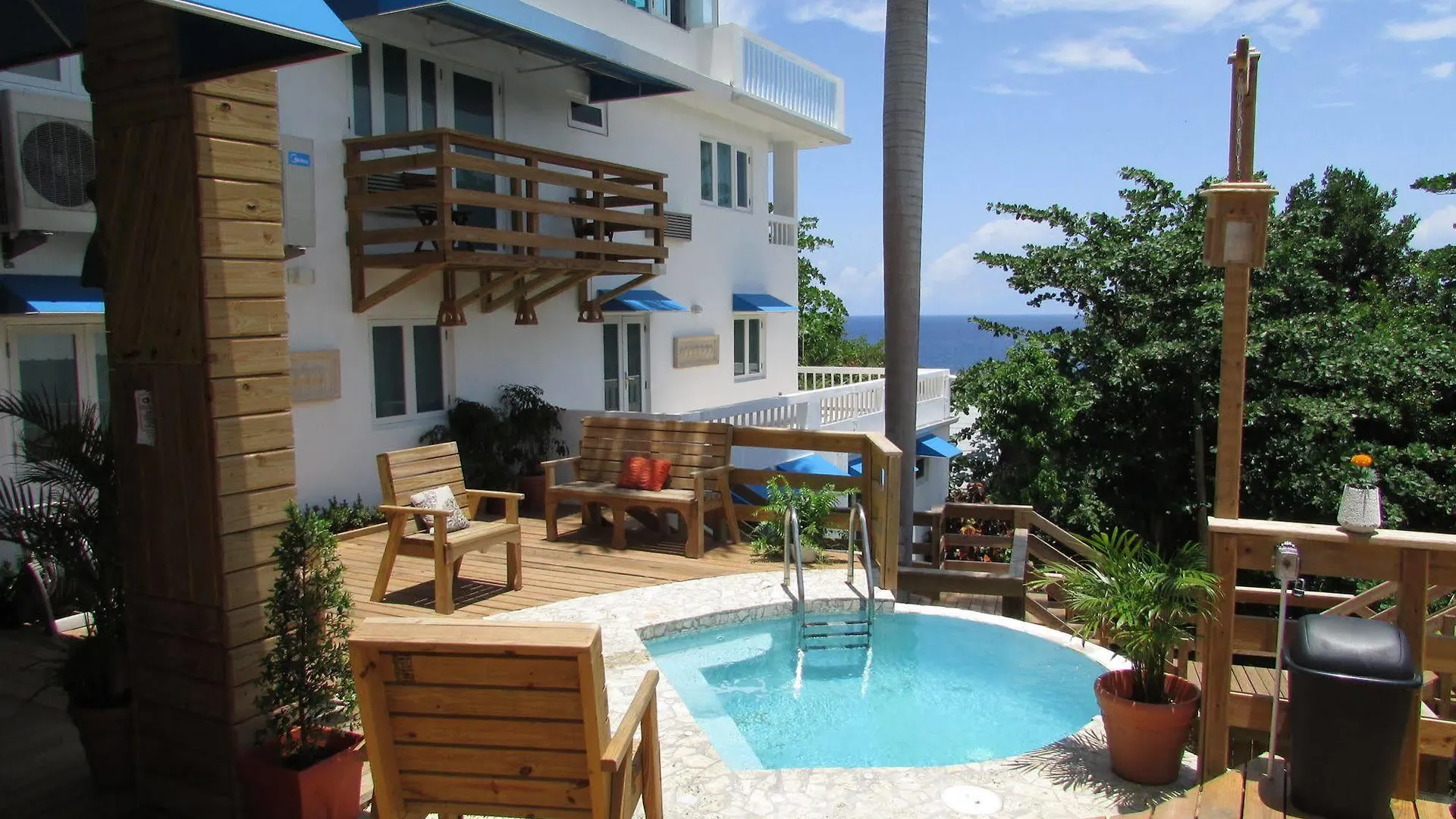 Serenity Rincon Guesthouse